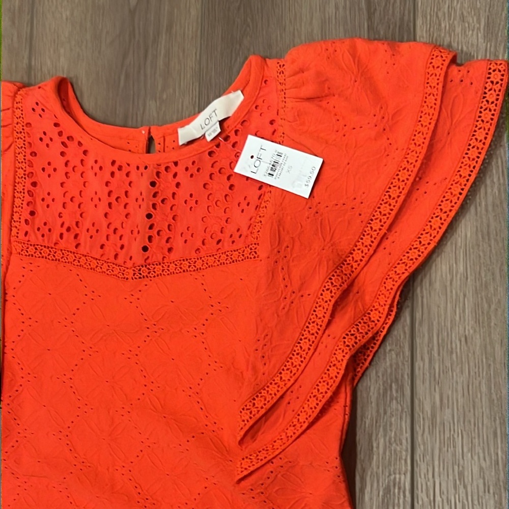 NWT LOFT Eyelet Flutter Sleeve Top Red Size XS Feminine - Picture 8 of 14